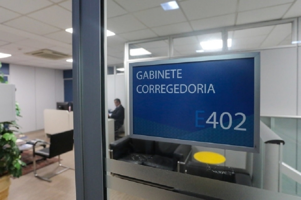 Corregedor vê conduta incompatível com a ética da magistratura e dá 15 dias para juiz se manifestar sobre eventual PAD